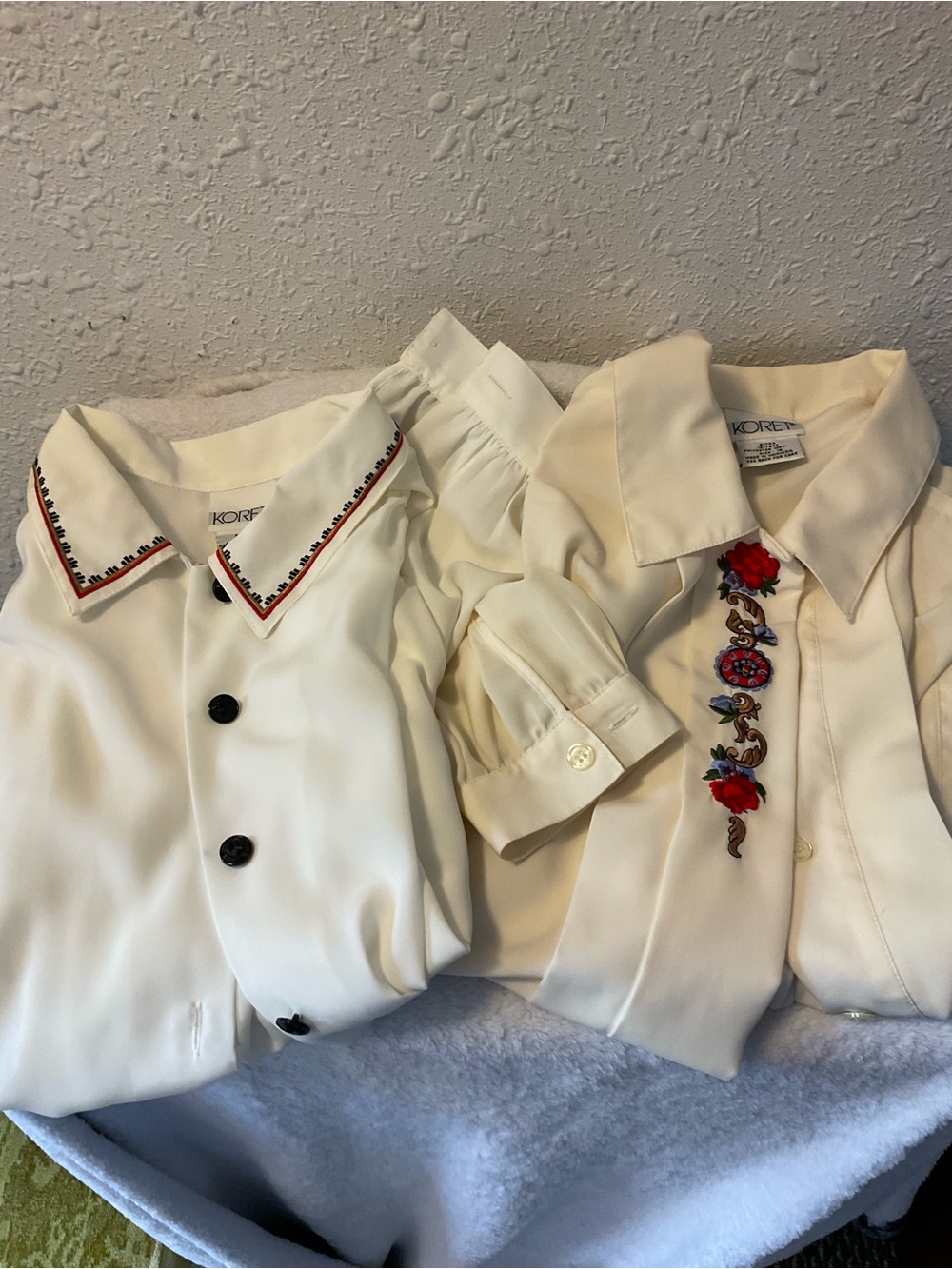 2 Vintage Koret Women's Embroidered L/S Button Down Dress Shirt